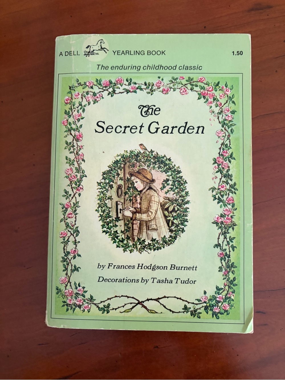 Dell Light Green "The Secret Garden" Decorative Book Cover